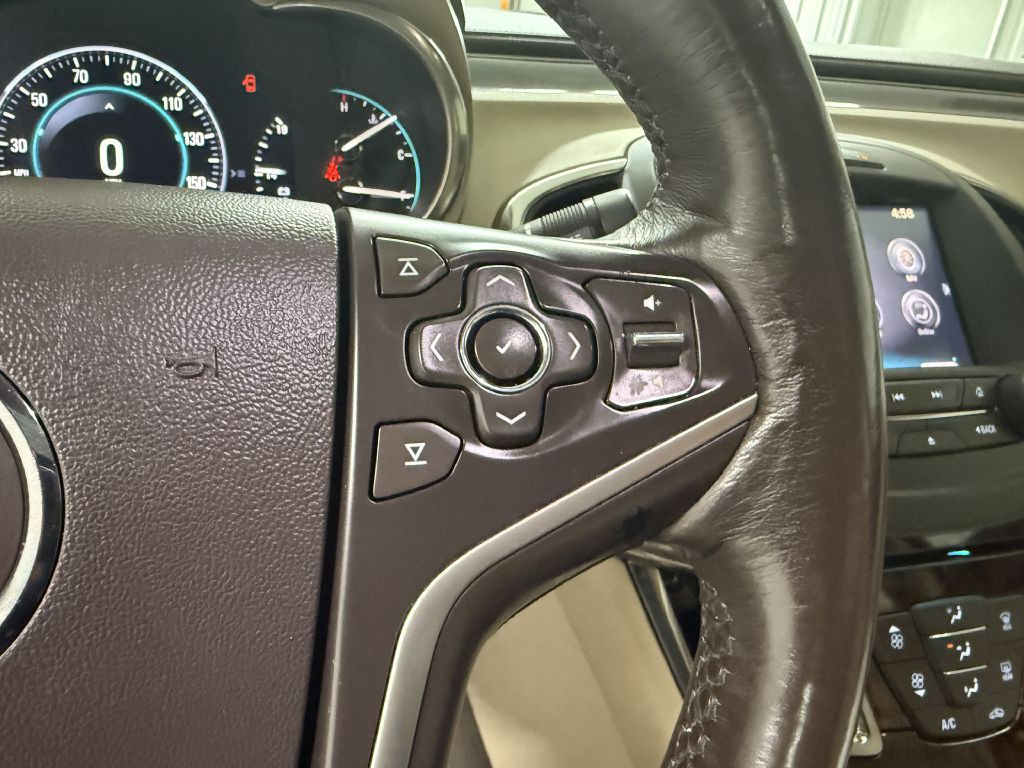 2014 Buick Lacrosse Image 16