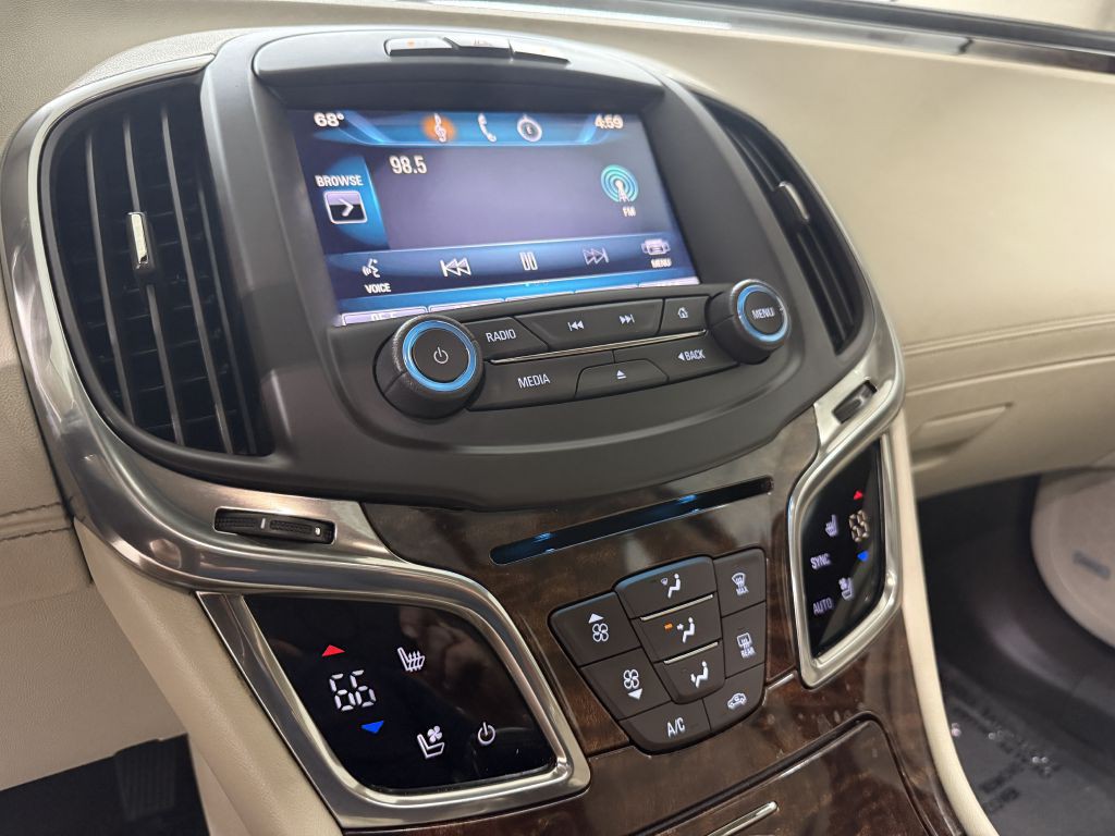 2014 Buick Lacrosse Image 20