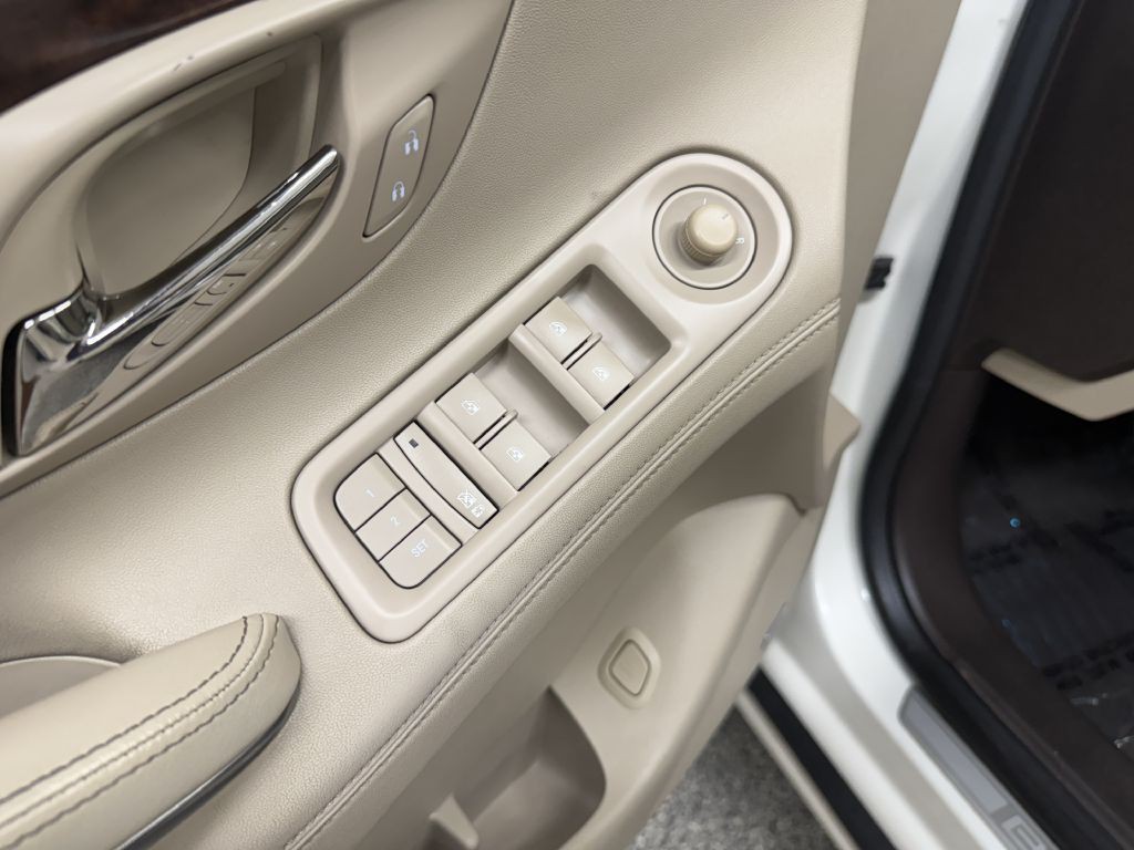 2014 Buick Lacrosse Image 25