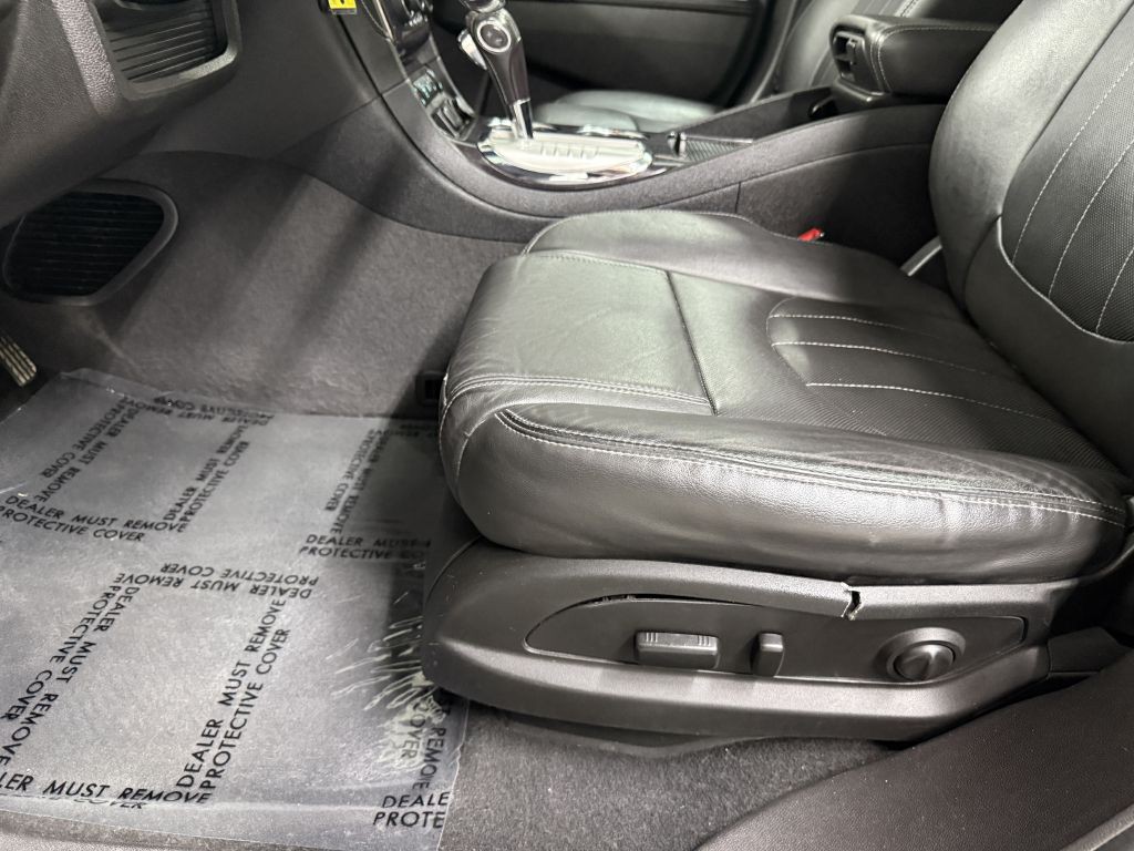 2017 Buick Enclave Image 12