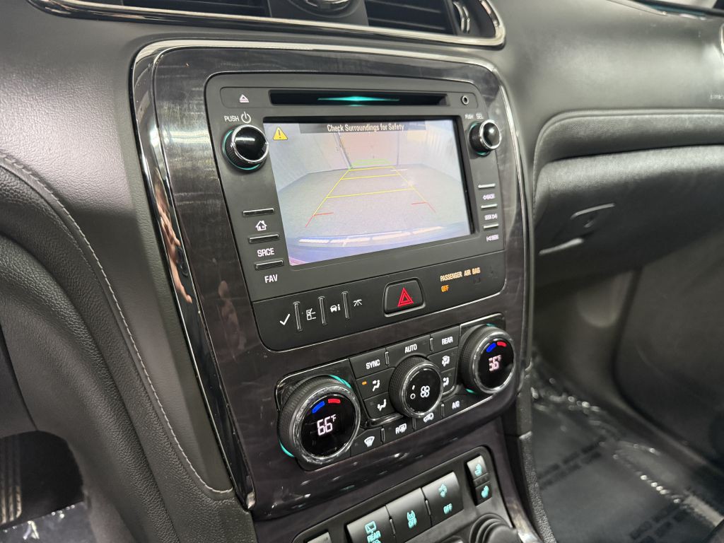 2017 Buick Enclave Image 19