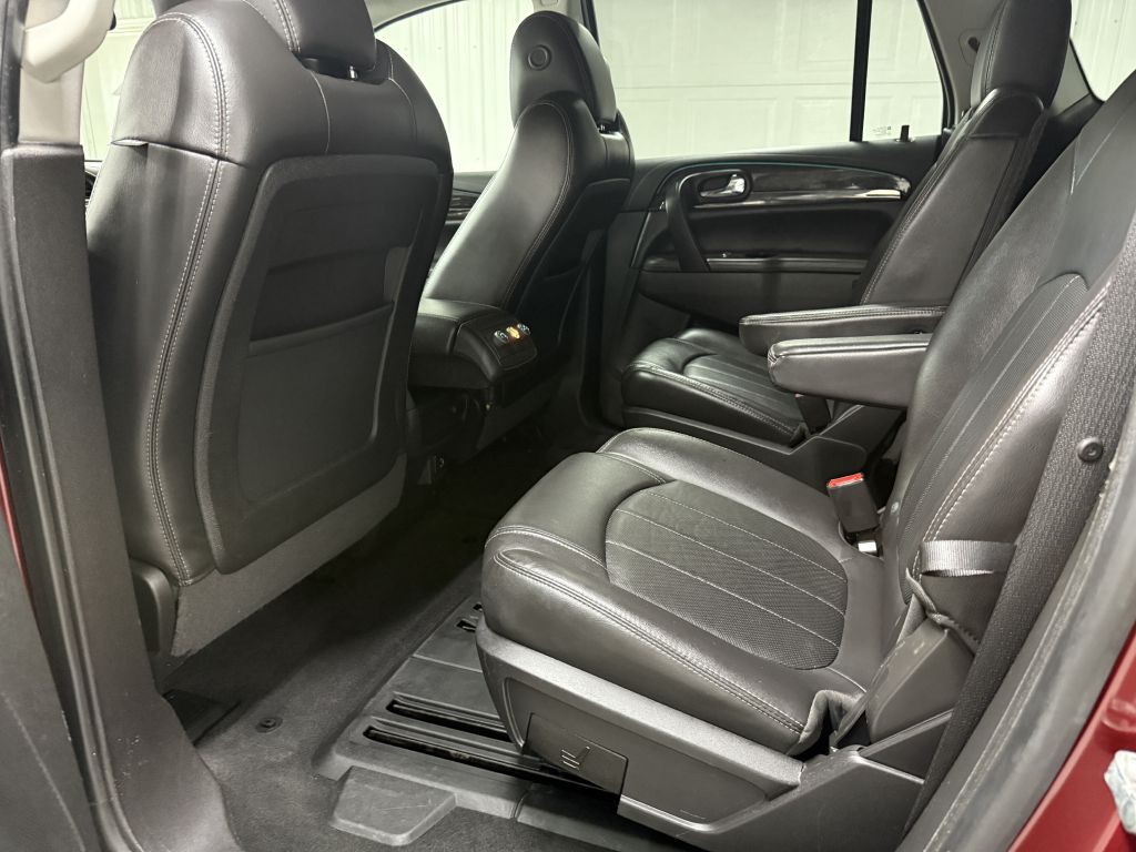 2017 Buick Enclave Image 26