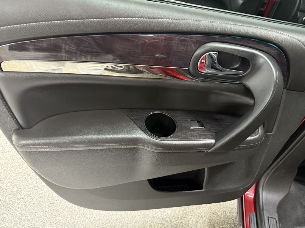 2017 Buick Enclave Image 29