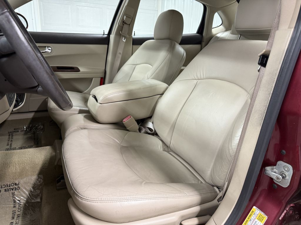 2008 Buick Lacrosse Image 11