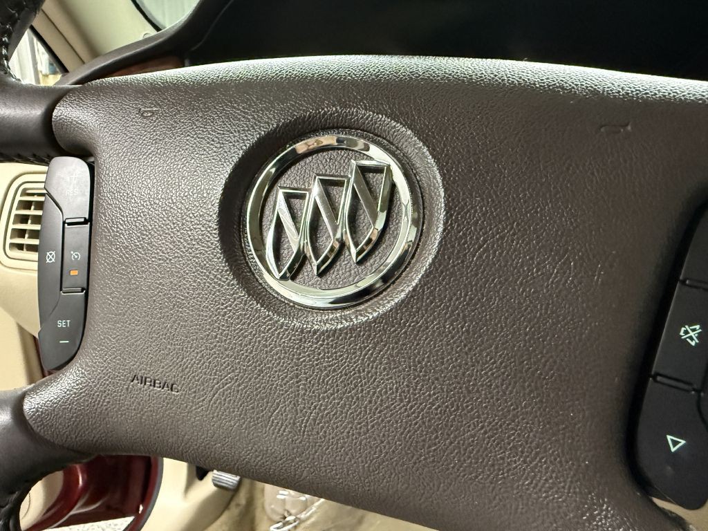 2008 Buick Lacrosse Image 17