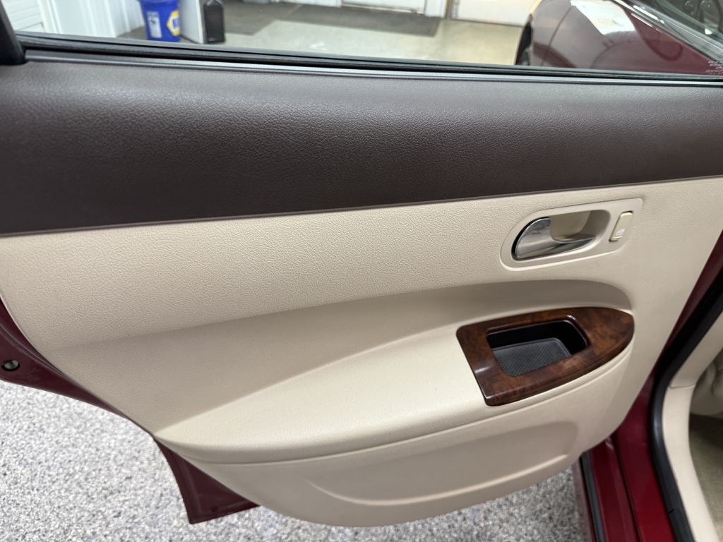2008 Buick Lacrosse Image 24