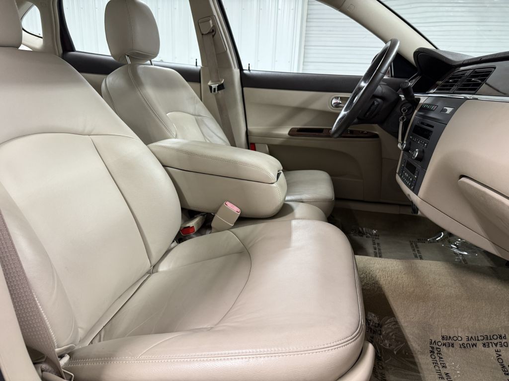 2008 Buick Lacrosse Image 28