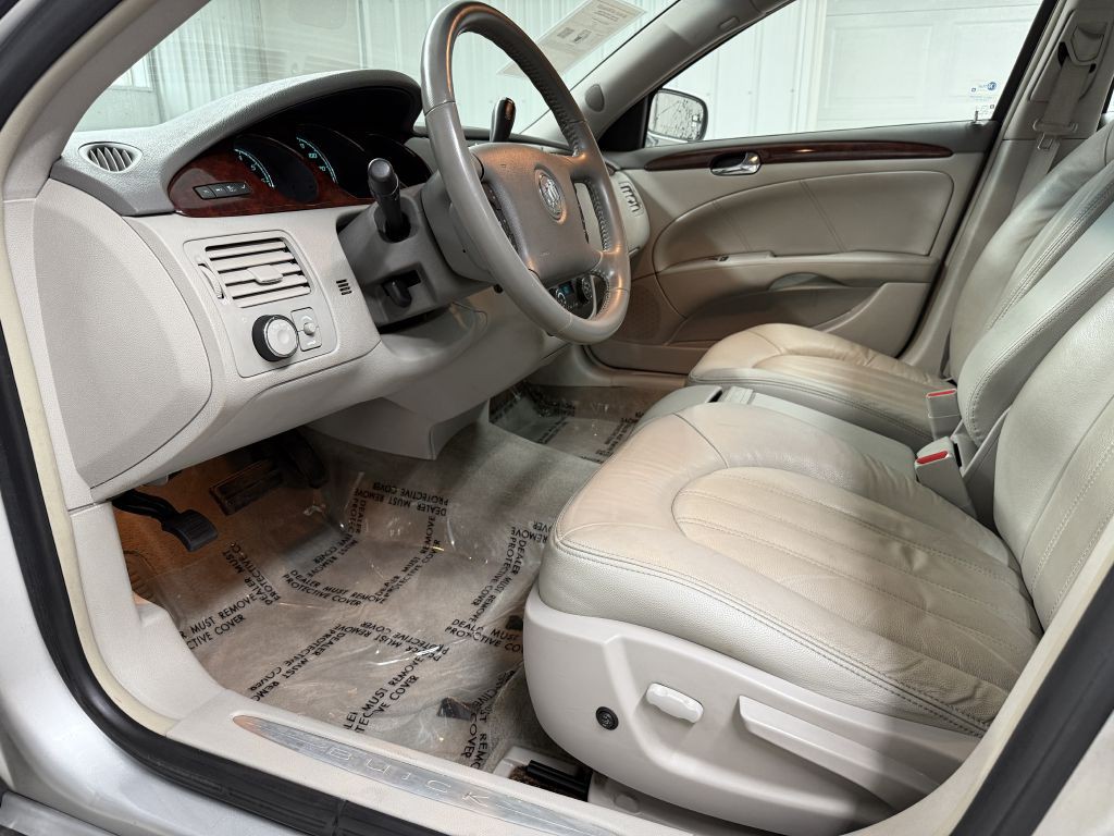 2009 Buick Lucerne Image 9