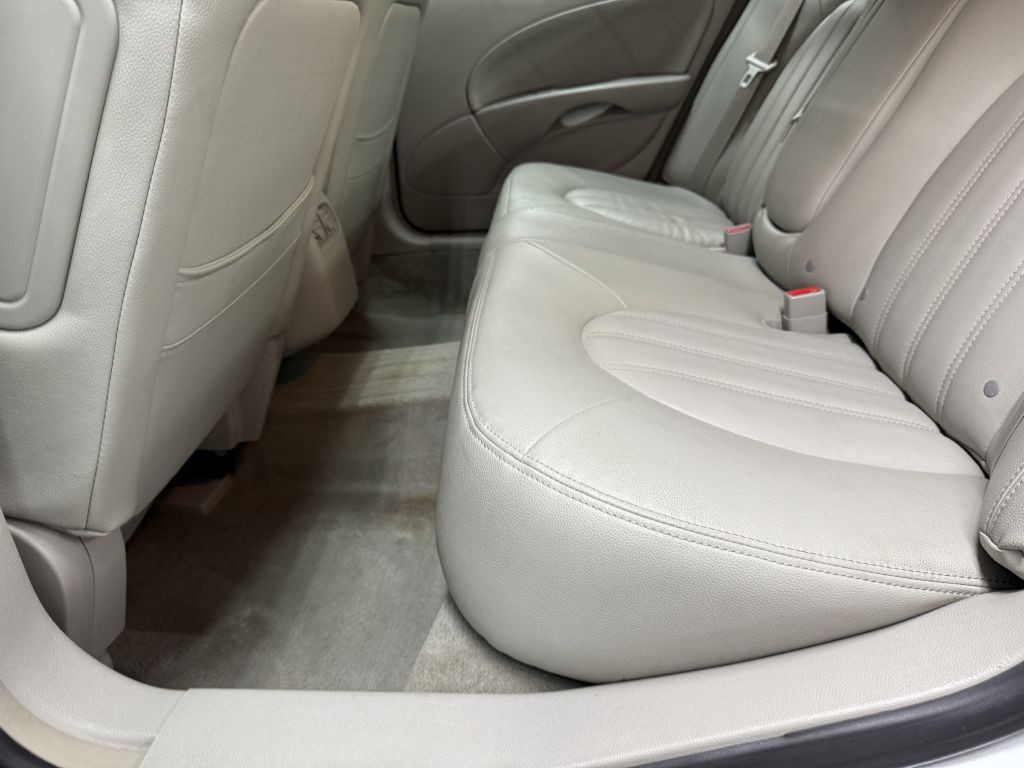 2009 Buick Lucerne Image 23