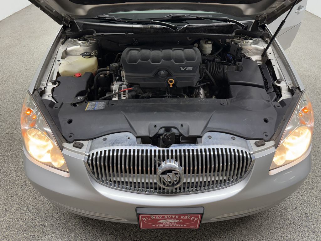 2009 Buick Lucerne Image 32