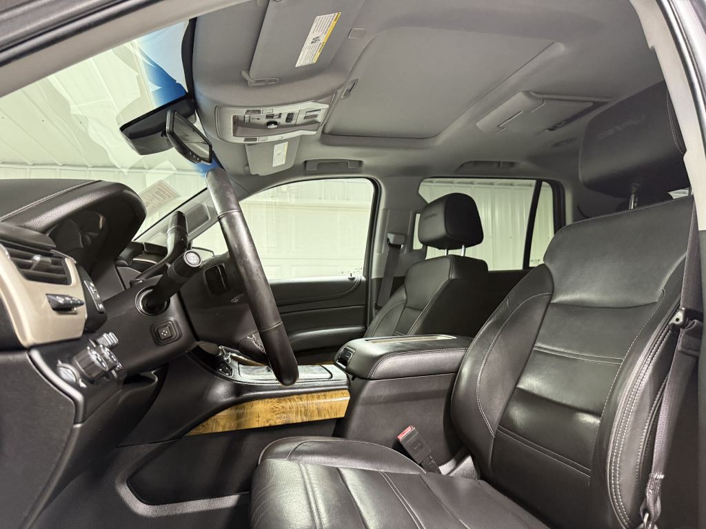 2017 GMC Yukon Image 9