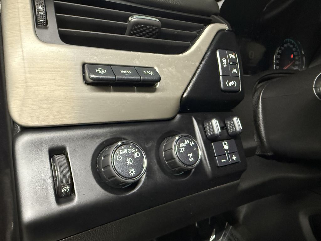 2017 GMC Yukon Image 11