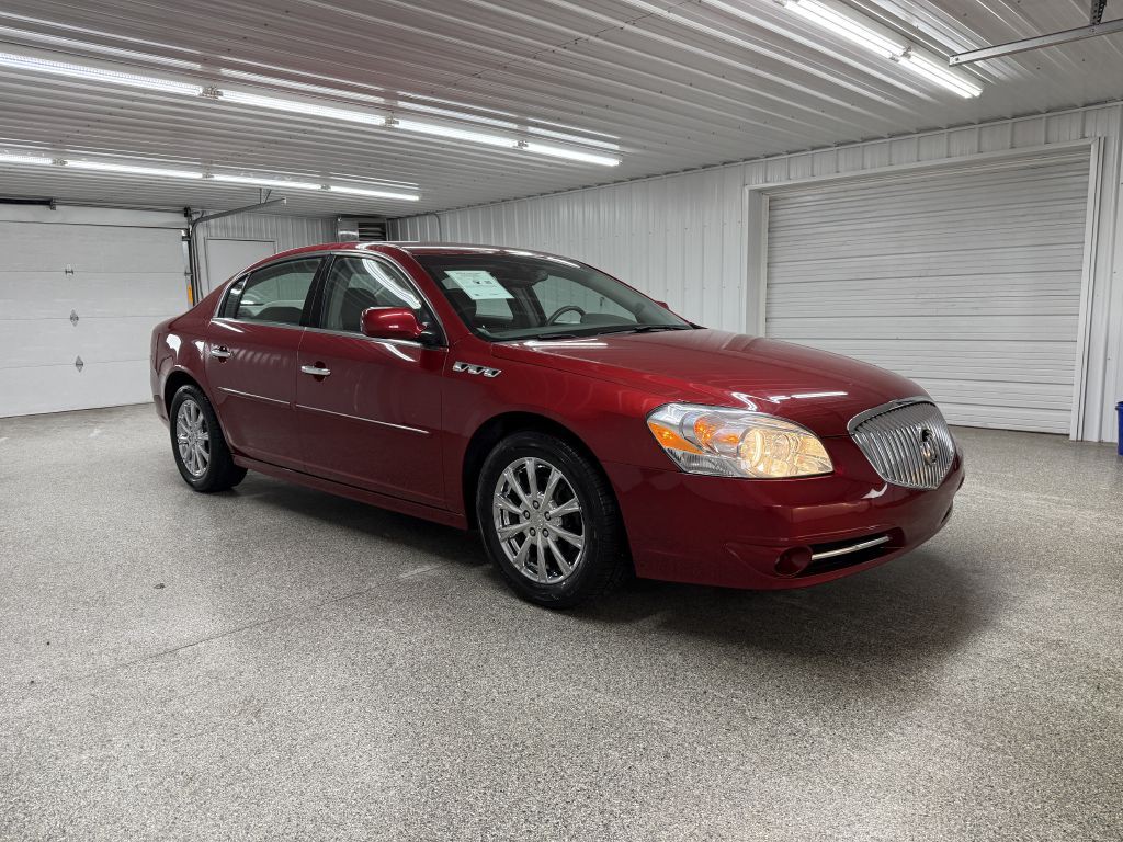 2010 Buick Lucerne Image 1