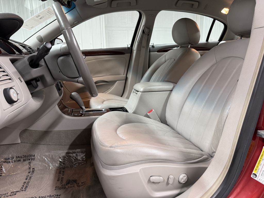 2010 Buick Lucerne Image 13