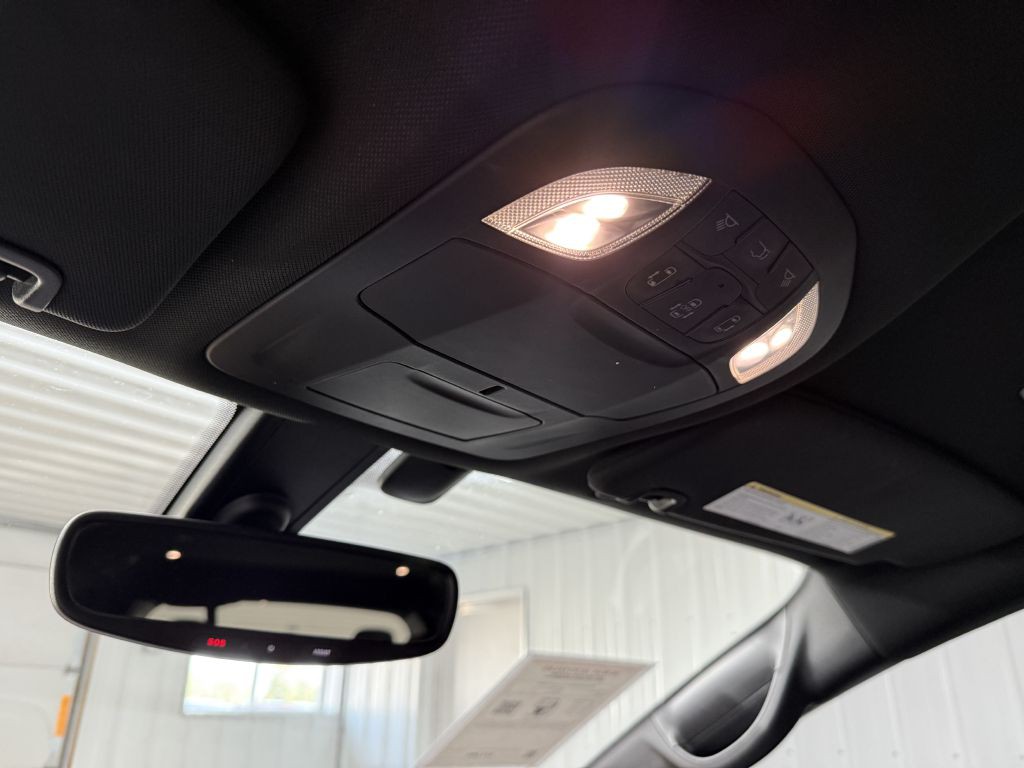2018 Chrysler Pacifica Image 21