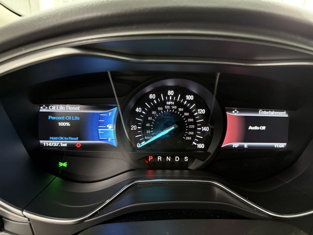 2016 Ford Fusion Image 14
