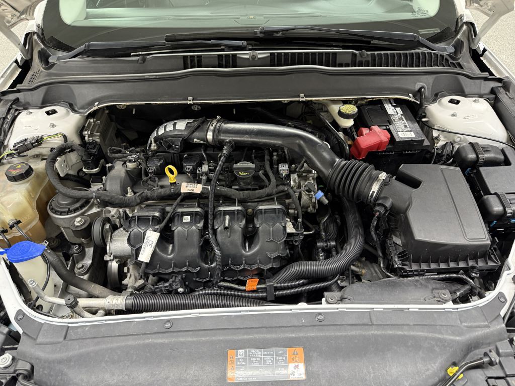 2016 Ford Fusion Image 34