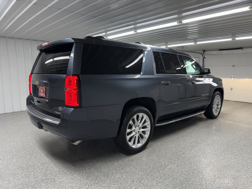 2019 Chevrolet Suburban Image 6