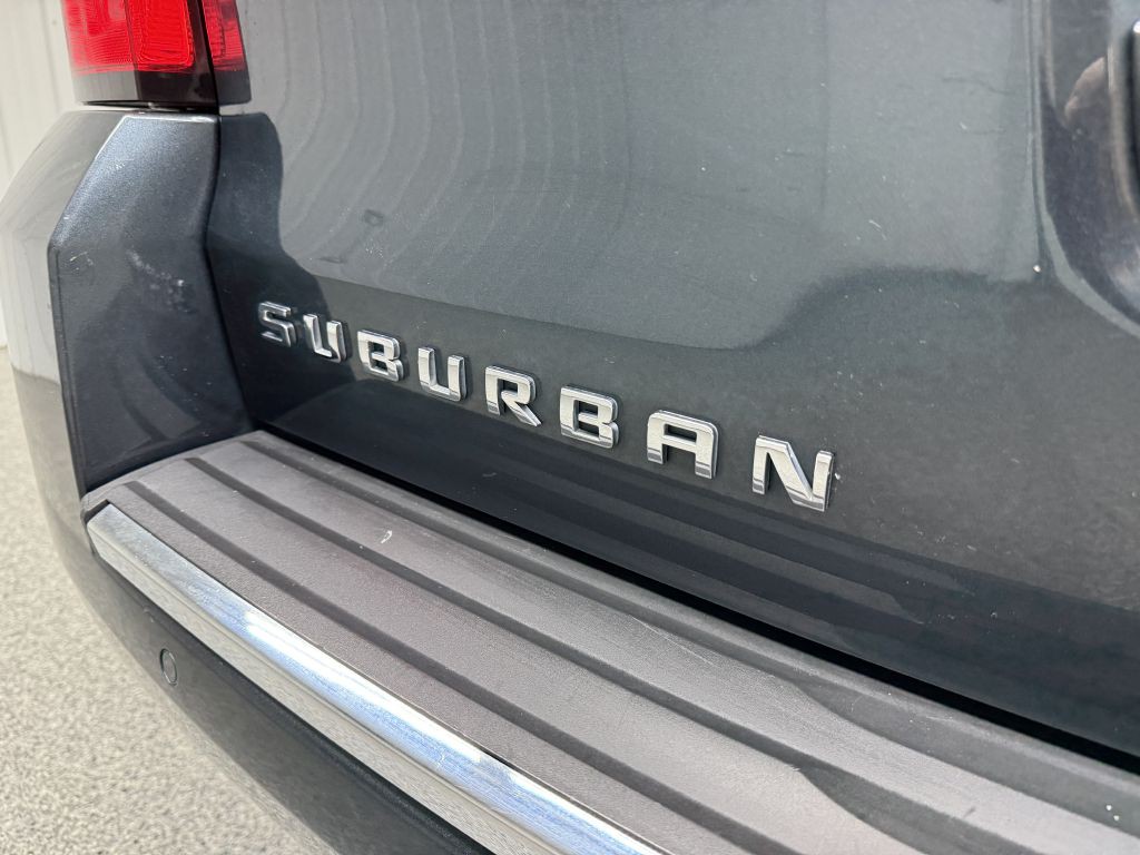 2019 Chevrolet Suburban Image 7