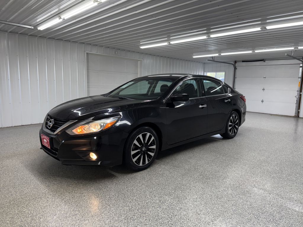 2018 Nissan Altima Image 3