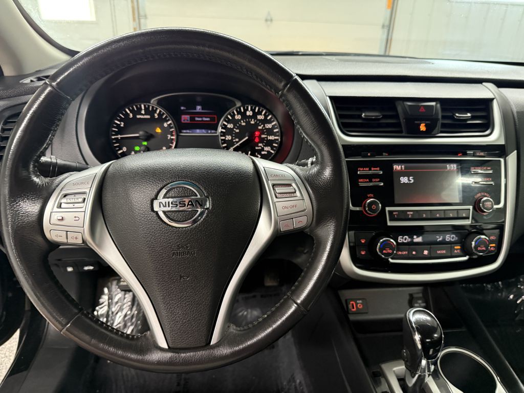 2018 Nissan Altima Image 14