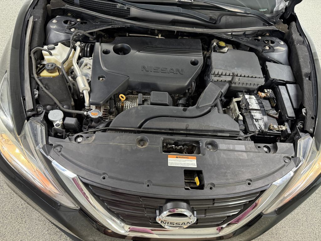 2018 Nissan Altima Image 31