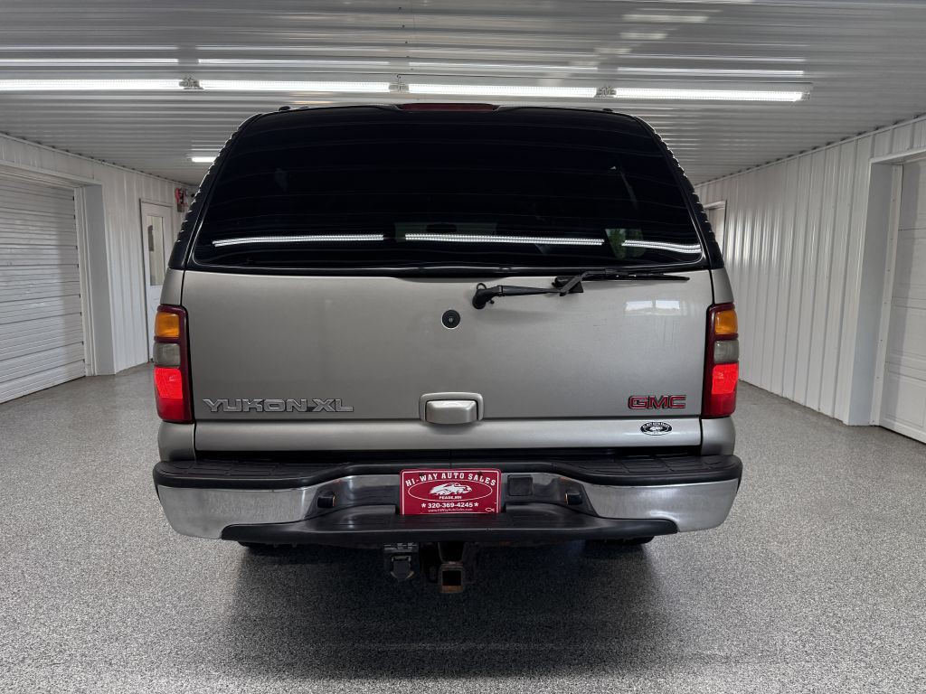 2001 GMC Yukon Image 5