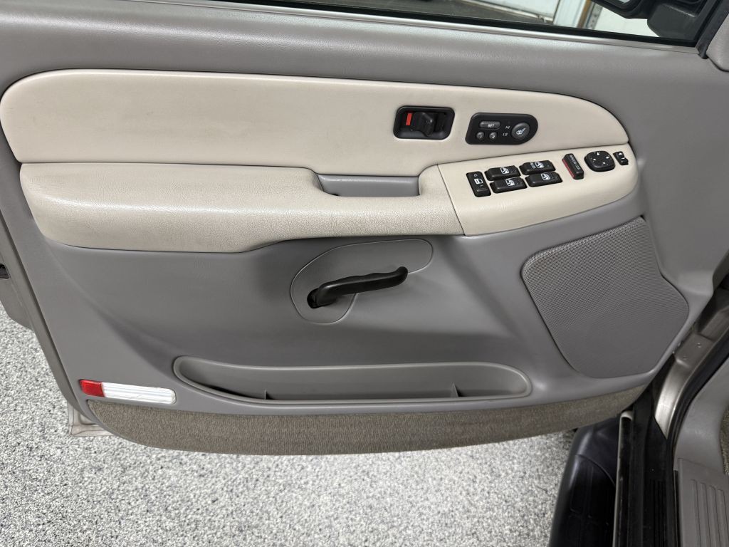 2001 GMC Yukon Image 19