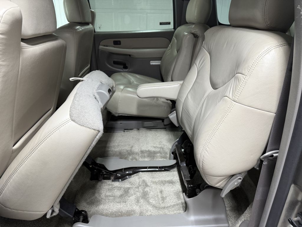 2001 GMC Yukon Image 23