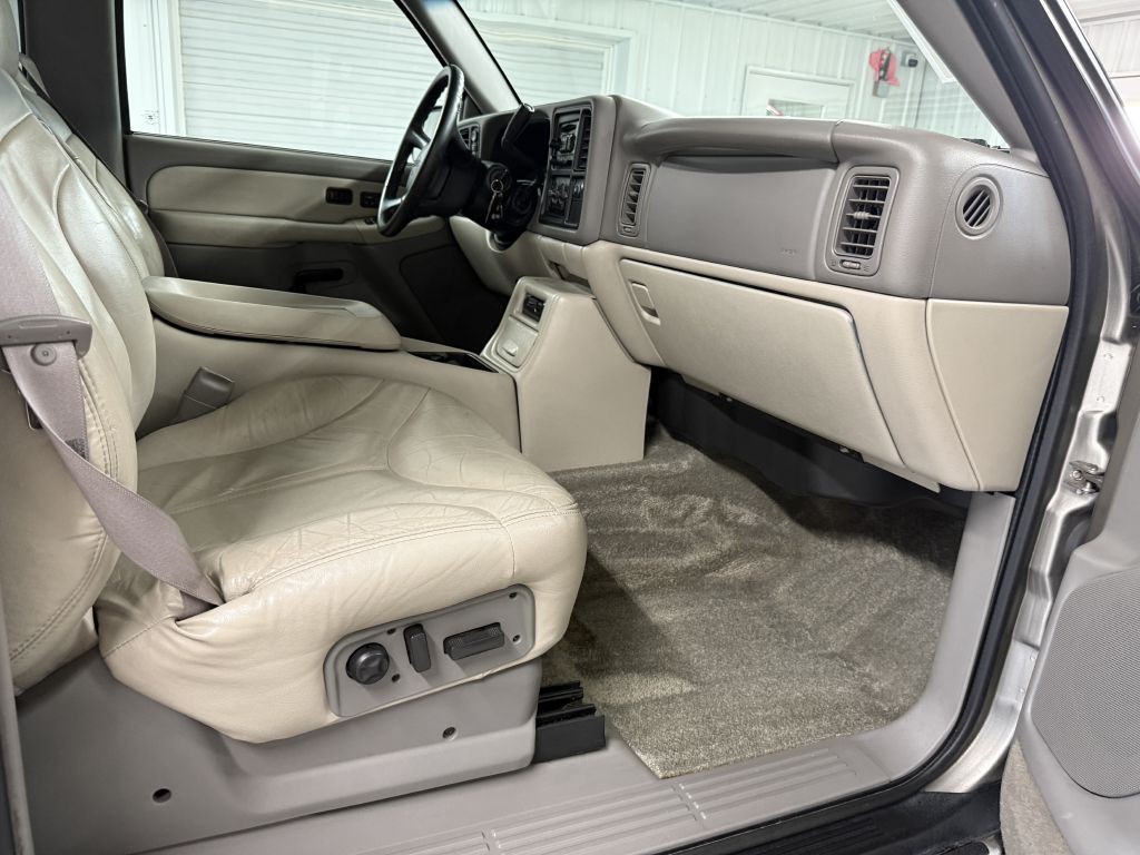 2001 GMC Yukon Image 29