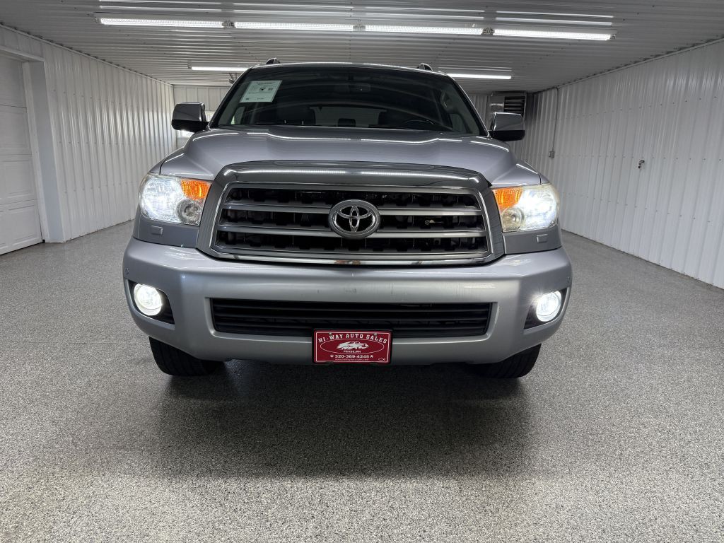 2011 Toyota Sequoia Image 2