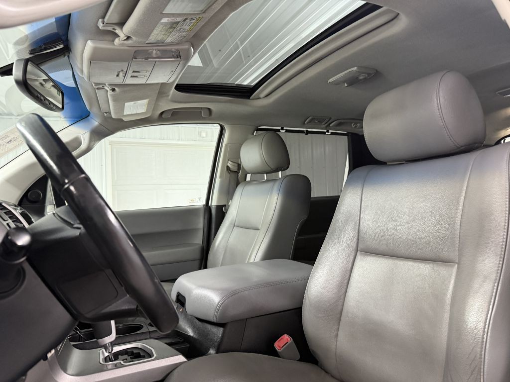 2011 Toyota Sequoia Image 10