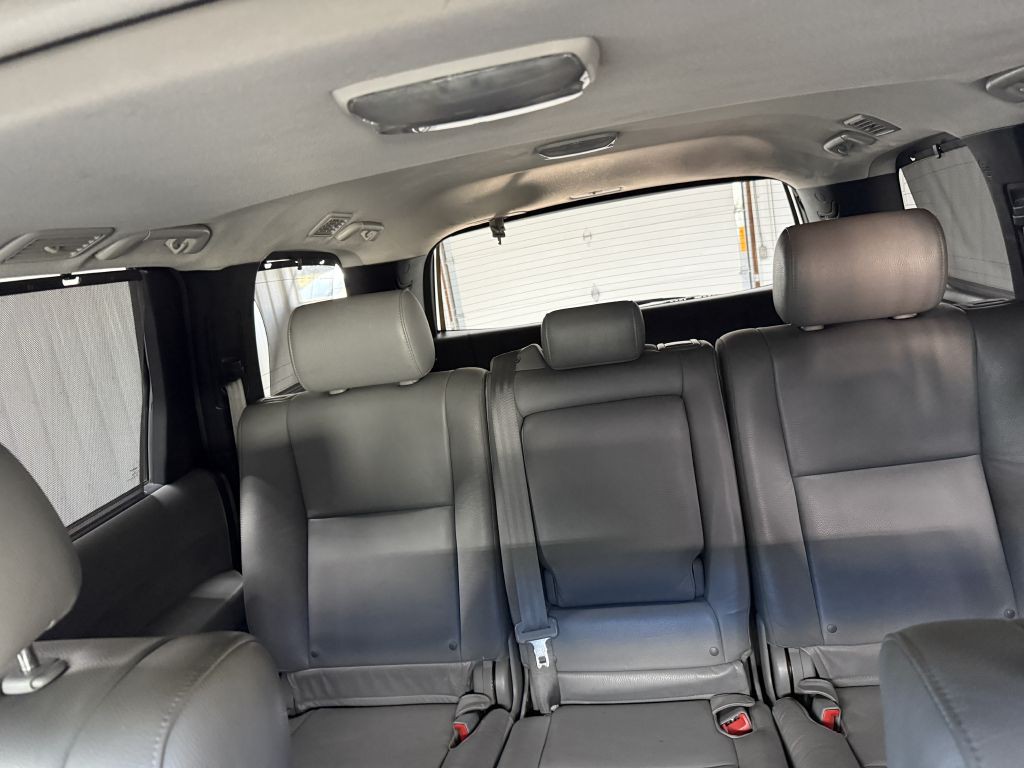 2011 Toyota Sequoia Image 11