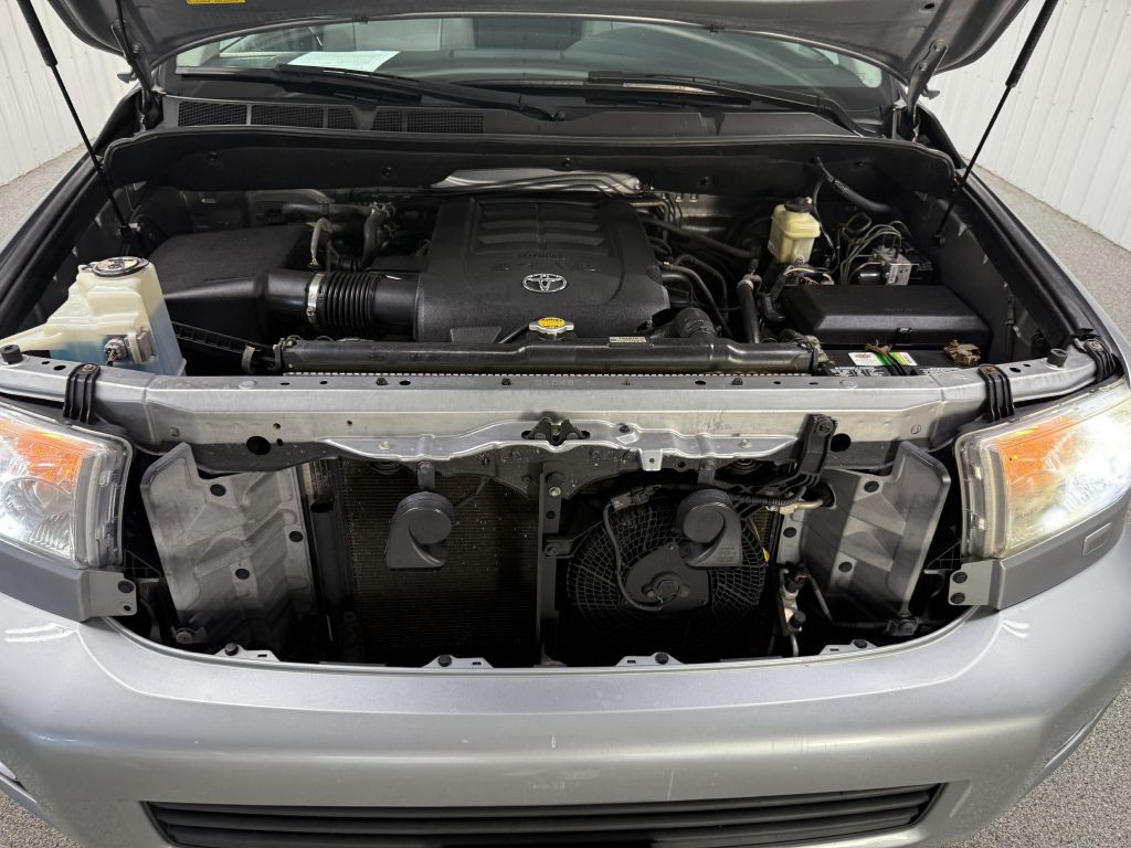 2011 Toyota Sequoia Image 42