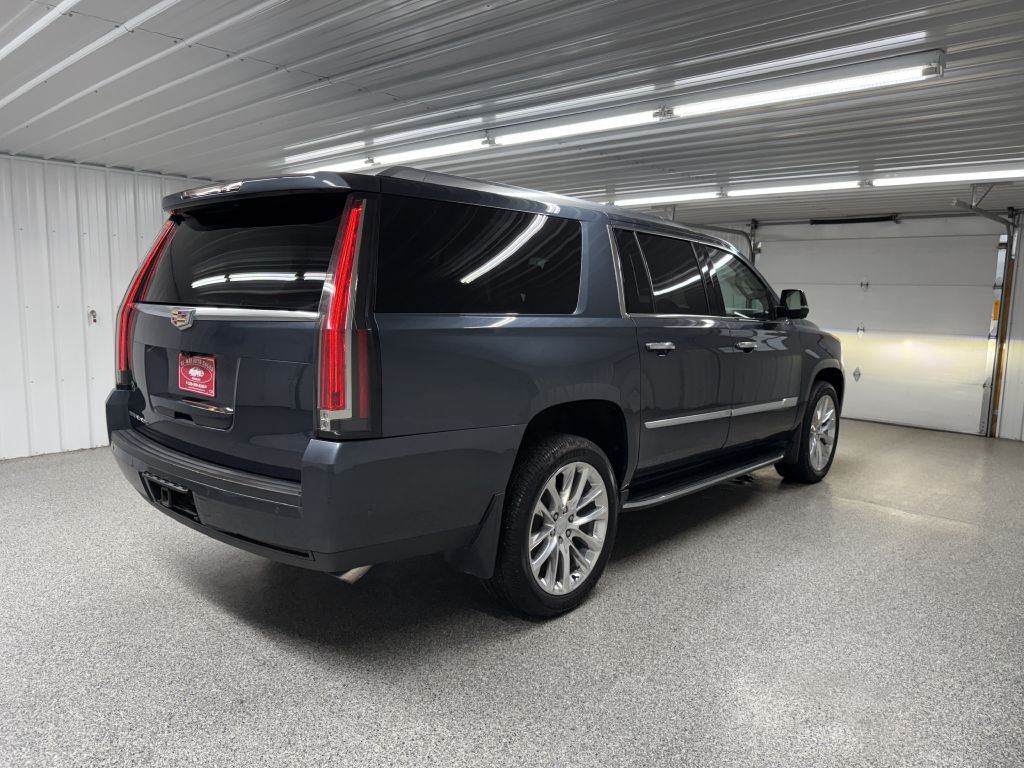 2019 Cadillac Escalade Image 7