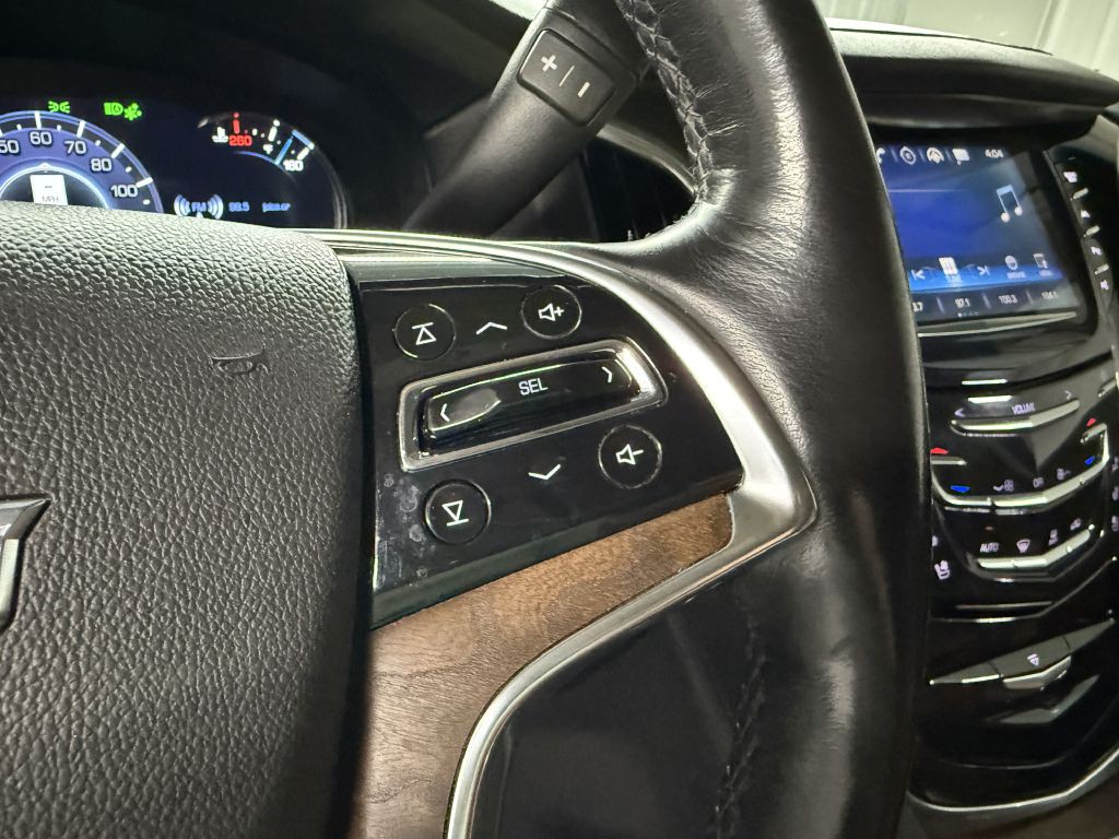 2019 Cadillac Escalade Image 17