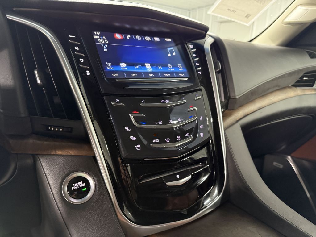 2019 Cadillac Escalade Image 18