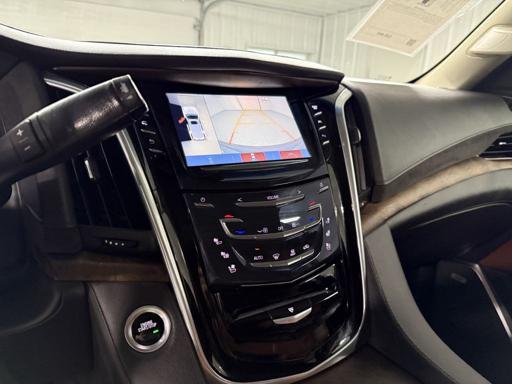 2019 Cadillac Escalade Image 19