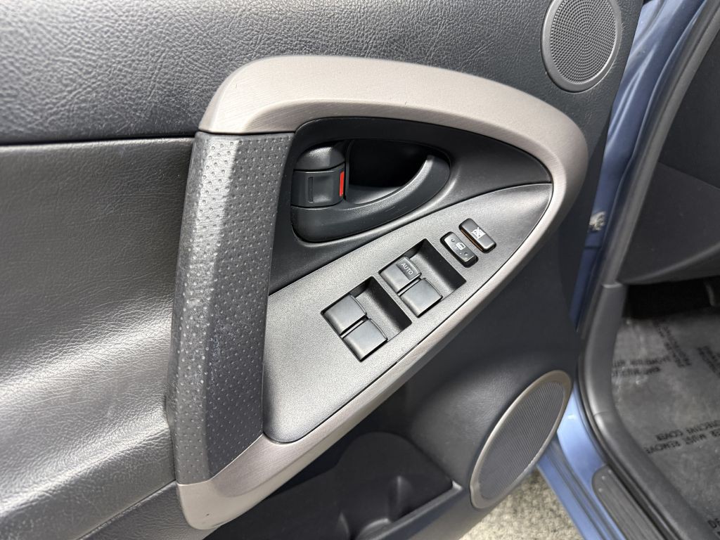 2007 Toyota Rav4 Image 23