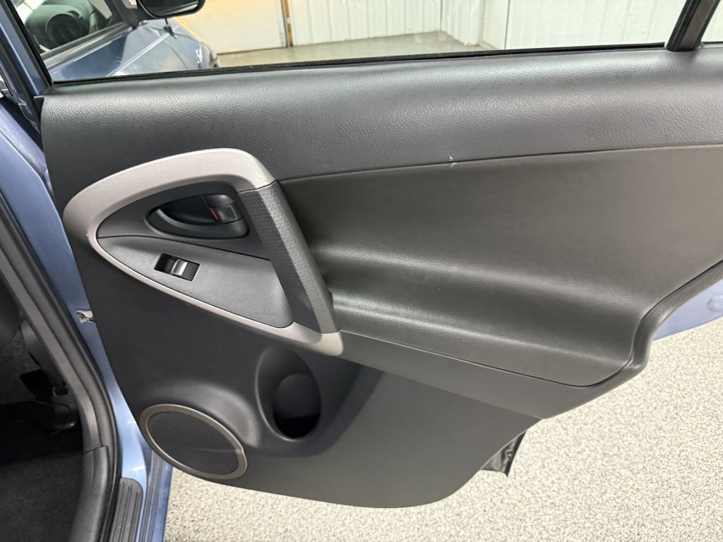 2007 Toyota Rav4 Image 31