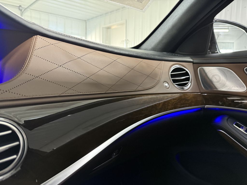 2016 Mercedes-Benz S-Class Image 23