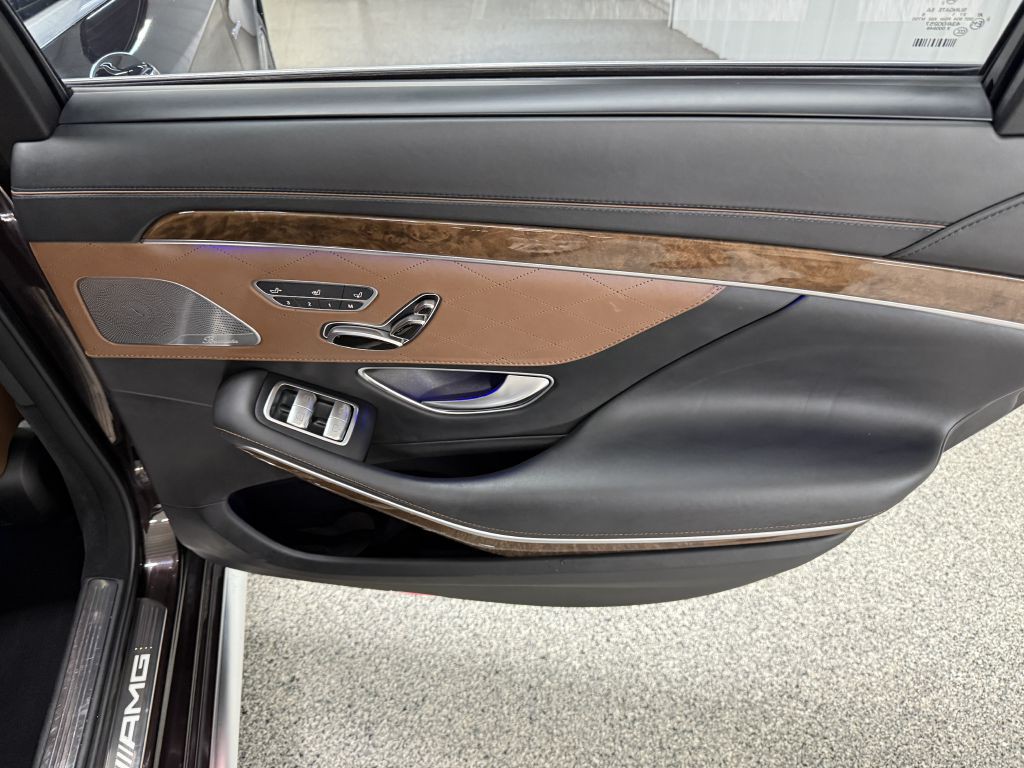 2016 Mercedes-Benz S-Class Image 38