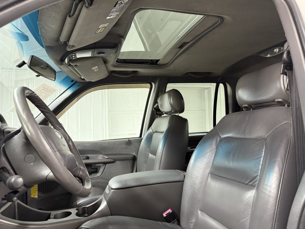 2001 Ford Explorer Image 13