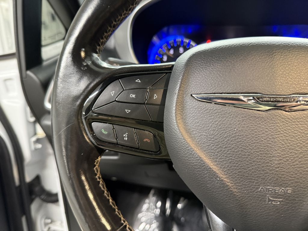 2019 Chrysler Pacifica Image 15