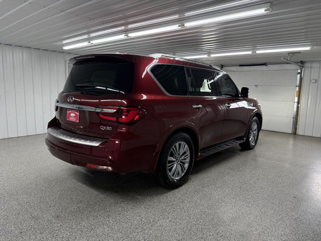 2021 INFINITI QX80 Image 6
