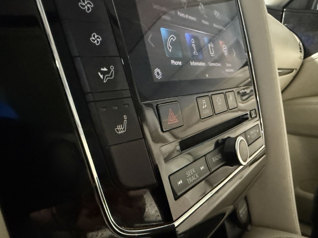 2021 INFINITI QX80 Image 20