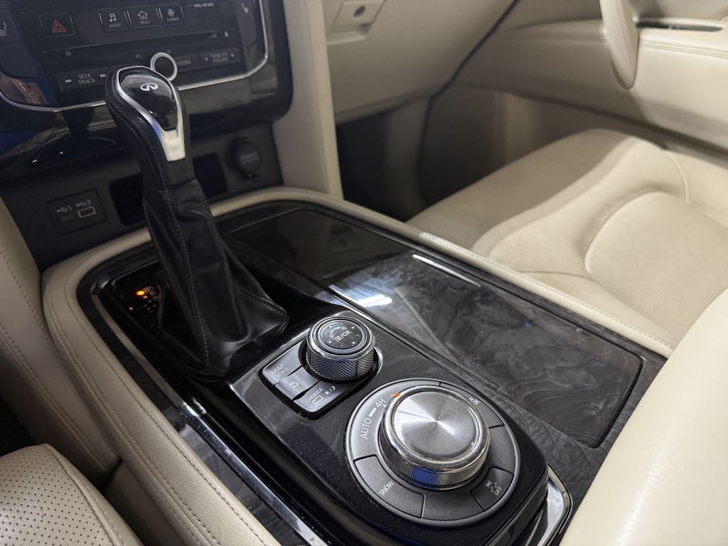 2021 INFINITI QX80 Image 21