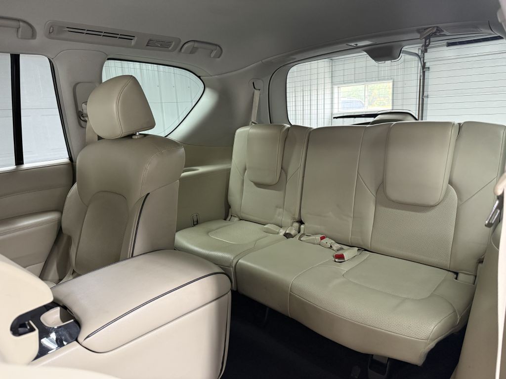 2021 INFINITI QX80 Image 27