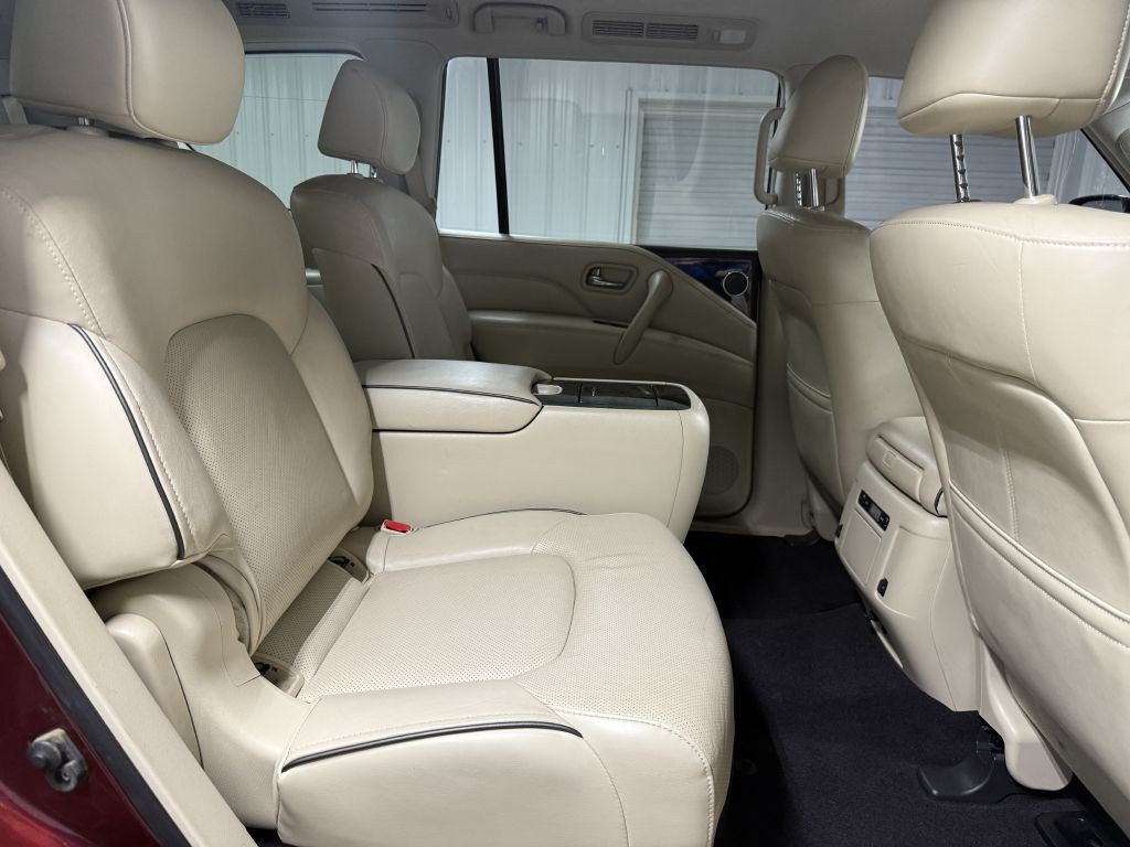 2021 INFINITI QX80 Image 33