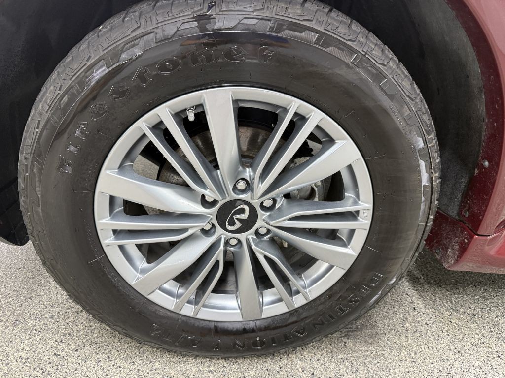 2021 INFINITI QX80 Image 38